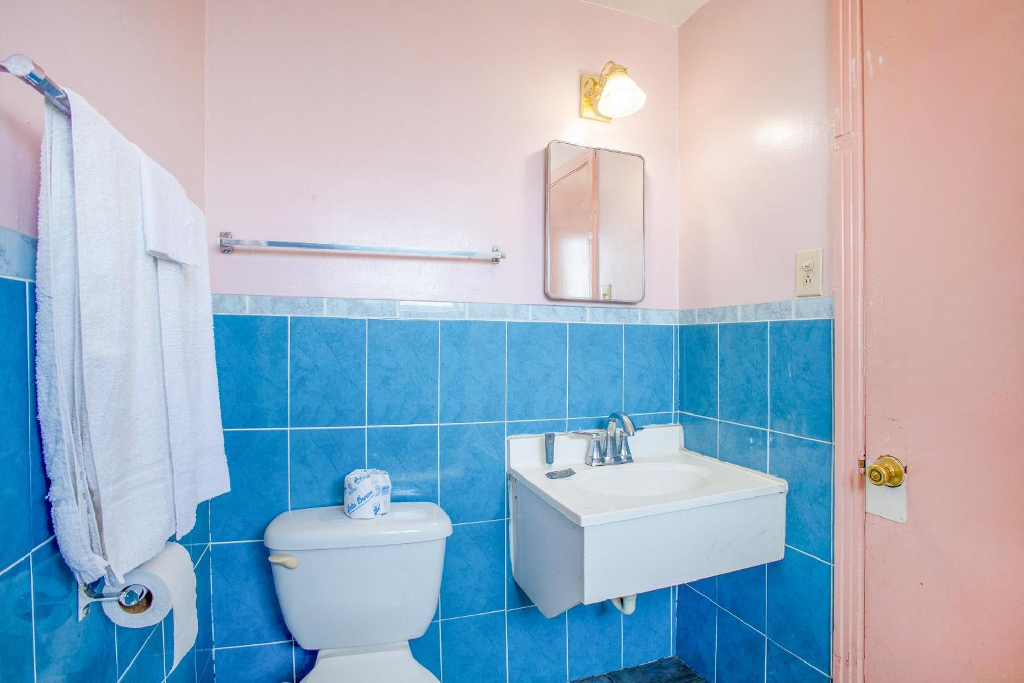 Sands Motel By Oyo El Paso Near Airport Екстер'єр фото